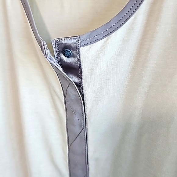 [*3 Items For $20 In Bundle*] 5.11 Tactical 3/4 sleeve shirt. Women’s Large - Picture 2 of 7